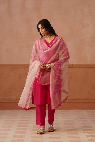 Gulabo – Fuchsia Silk Chanderi Kurta Set