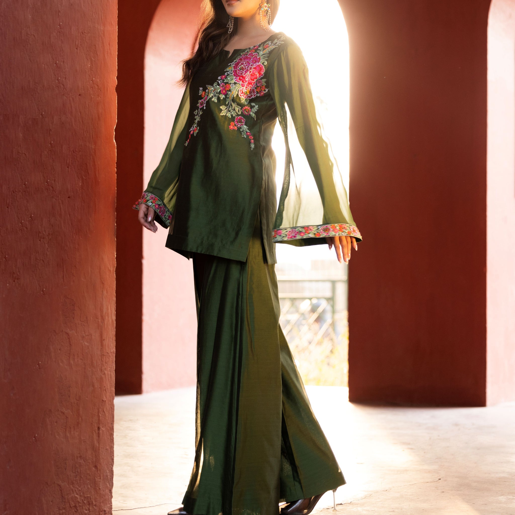 Chanderi Floral Emboidered Co-ord set (2 piece)