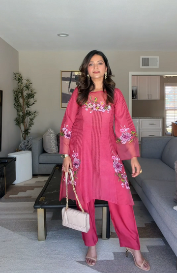Shreya Kothari in Pink Cotton Textured Embroidered Kurta