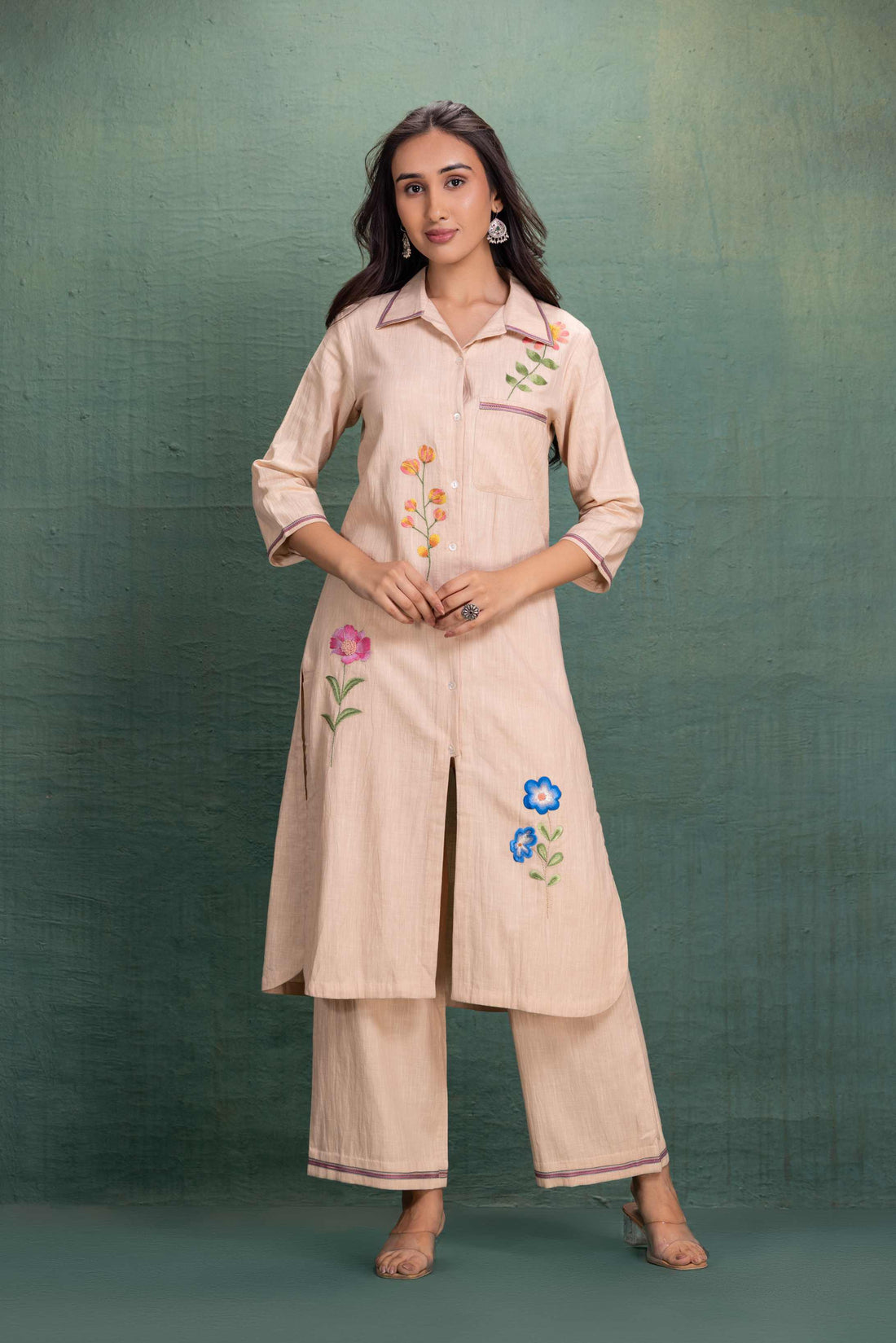 BEIGE & EMBROIDERY CORD SET