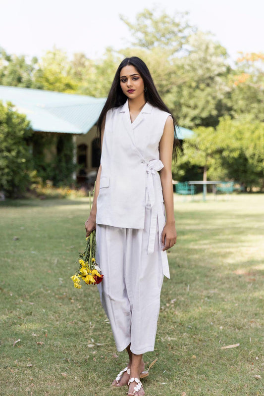 Overlap Jacket With Pleated Pants